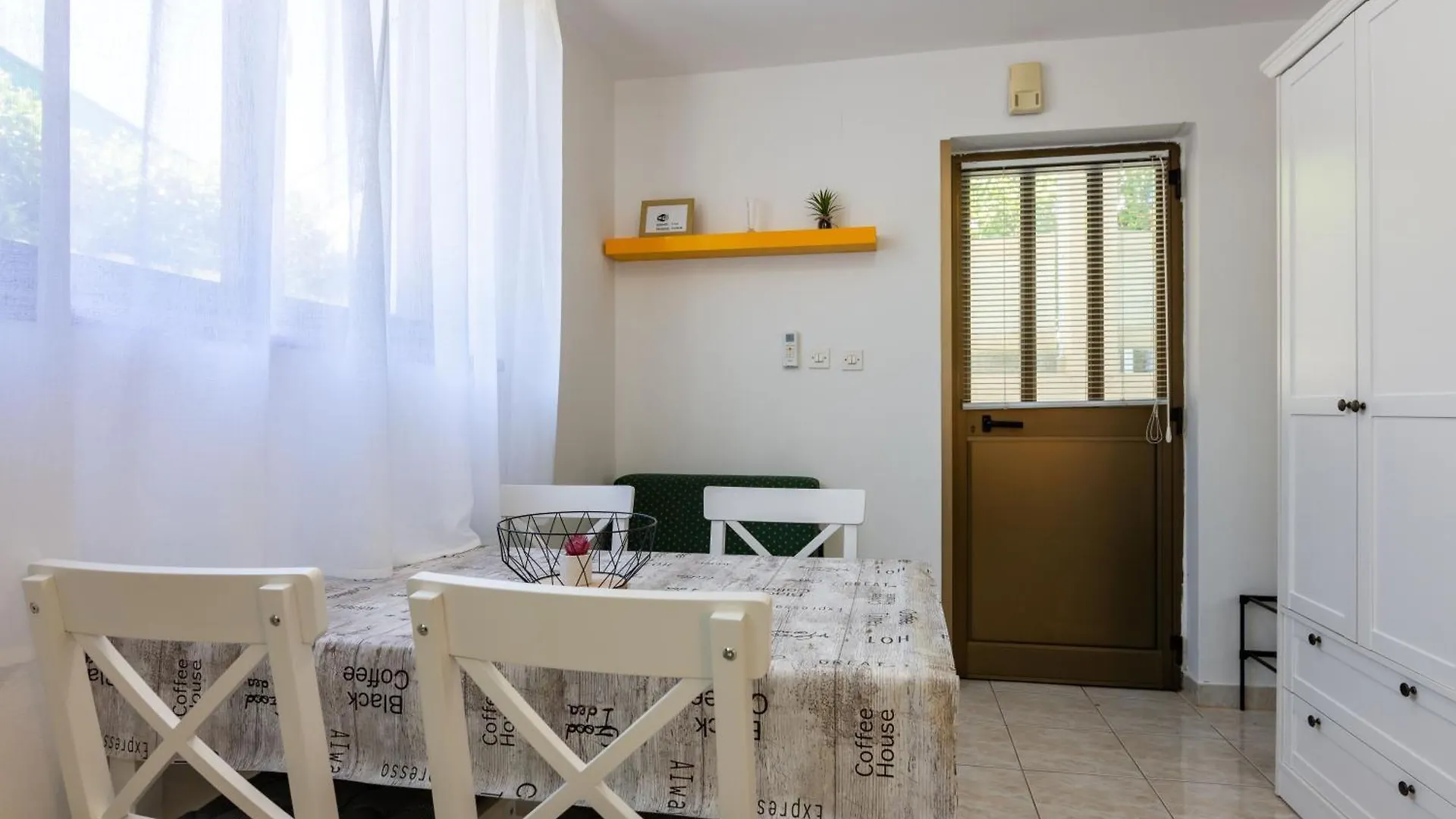 Apartment Apt Ana, Malinska, Vantacici, Island Krk